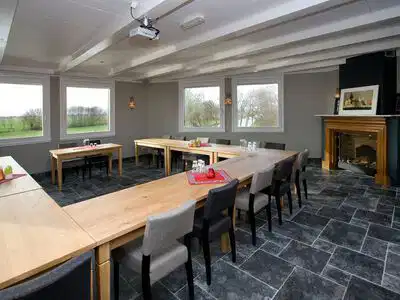 Tussenbeie