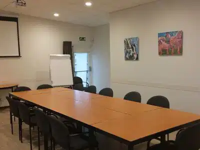 Gele zaal