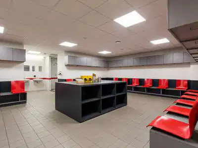 Kleedkamer uitspelende team