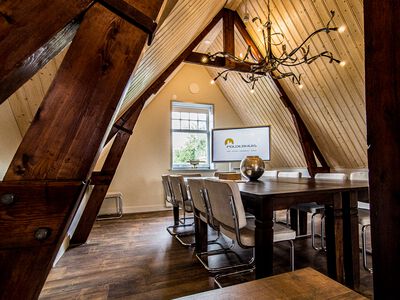 Vergaderzolder met toren