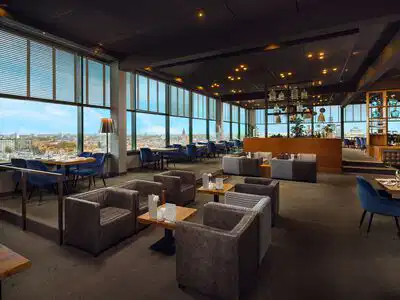 Elevé + Skybar